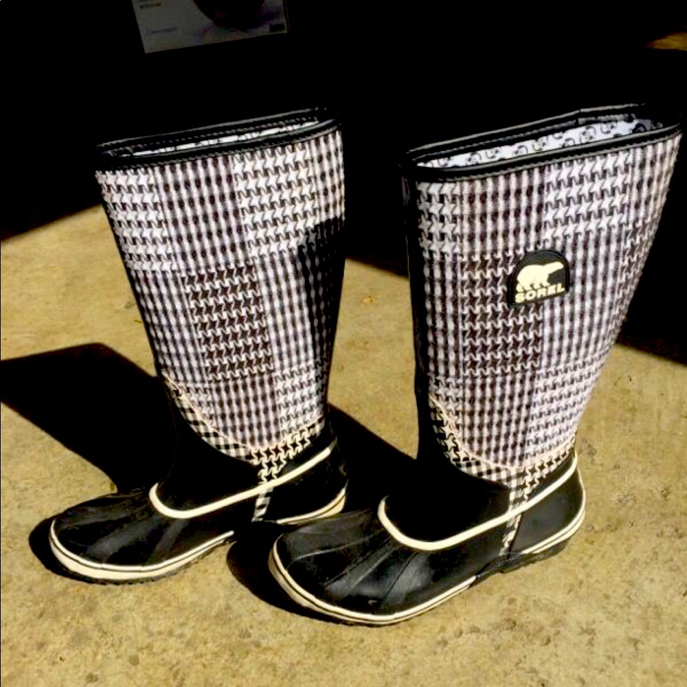Houndstooth Sorel Rainboots